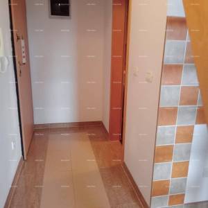 Prodaja velikog, lijepo uređenog, namještenog stana sa pogledom na more, Ližnjan!