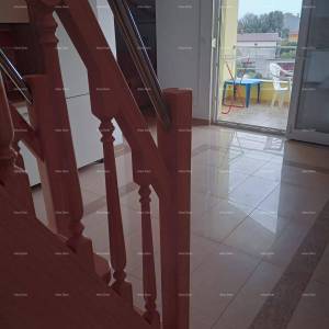 Prodaja velikog, lijepo uređenog, namještenog stana sa pogledom na more, Ližnjan!