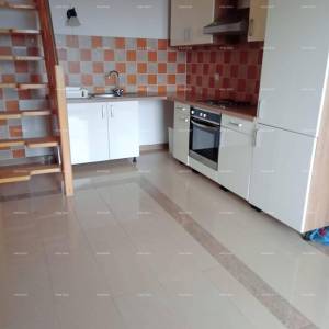 Prodaja velikog, lijepo uređenog, namještenog stana sa pogledom na more, Ližnjan!