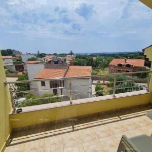 Prodaja velikog, lijepo uređenog, namještenog stana sa pogledom na more, Ližnjan!