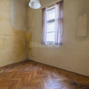 Prodaja,Črnomerec,četverosoban stan površine 135 m2 na 1.katu zgrade