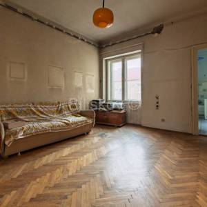 Prodaja,Črnomerec,četverosoban stan površine 135 m2 na 1.katu zgrade