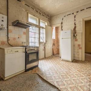 Prodaja,Črnomerec,četverosoban stan površine 135 m2 na 1.katu zgrade