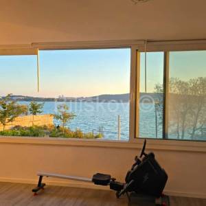 Prodaja,trosoban dvoetažni stan,1.red do mora