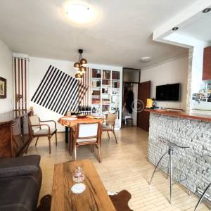 Prodaja,Velika Gorica,dvoetažni trosoban stan površine 70,90 m2    