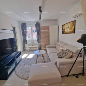 Prodaje se dvoetažni stan u centru Rovinja