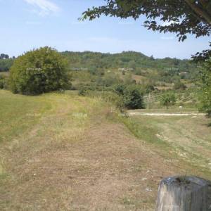 Prodaje se građevinsko veliko zemljište blizina grada Poreča.