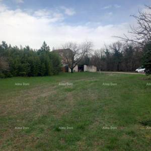 Prodaje se građevinsko zemljište, 1730 m²