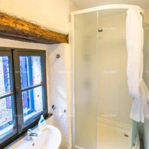 Prodaje se kuća, u centru Motovun