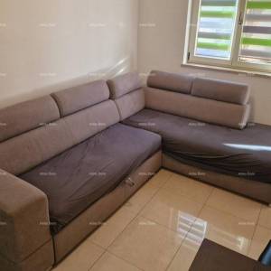 Prodaje se lijepo renoviran stan, Novigrad