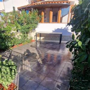 Prodaje se lijepo renoviran stan, Novigrad