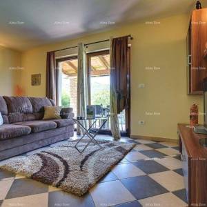 Prodaje se prekrasna vila sa bazenom u blizini Pazina