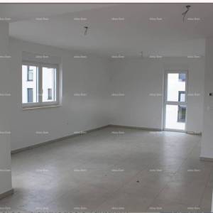 Prodaje se  prostrani 5-sobni stan površine 150 m², Poreč