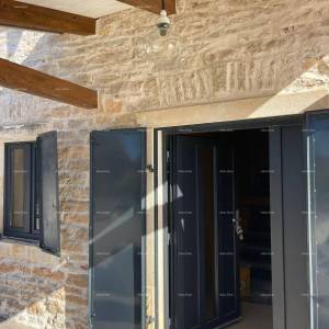 Prodaje se renovirana kuća, Barban