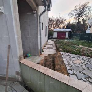 Prodaje se samostojeća kuća – Poreč
