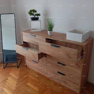 Prodaje se stan na odličnoj lokaciji u Puli-Veruda, blizina mora!