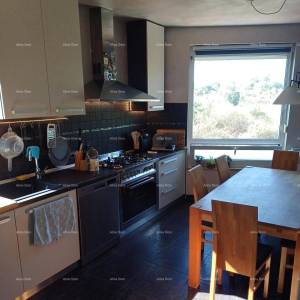 Prodaje se stan od 89 m2, Buje