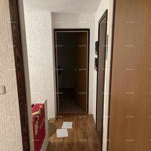 Prodaje se stara kamena duplex  kuća s pogledom na more