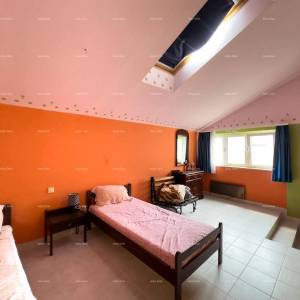 Prodajemo kuću u centru Ližnjana!