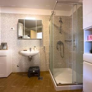 Prodajemo stan sa pogledom na more! Ližnjan.