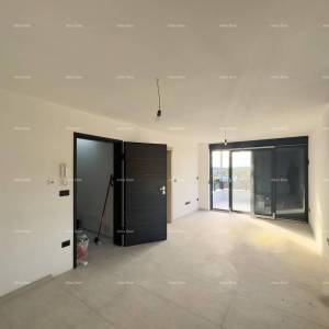 Prodajemo stan u novoj zgradi u Banjolama.