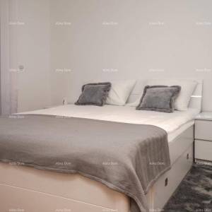 Prodajemo stan u Rapcu sa pogledom na more.