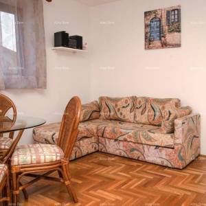 Prodajemo stan u Rapcu sa pogledom na more.