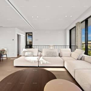 Prvi red do mora! Luksuzna kuća u Umagu, 300 m od mora - savršena za obitelj s modernim sadržajima