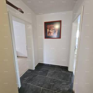 Pula! Kuća s 15 soba i s bazenom! Lokacija Veli vrh.