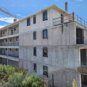 PULA Novogradnja Veruda. Pogled na more.B21