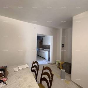 Pula. Objekt s građevinskom dozvolom za zgradu s 4 stana !