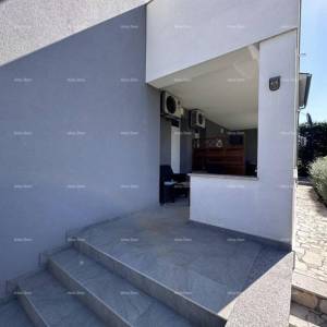 Pula. Objekt s građevinskom dozvolom za zgradu s 4 stana !