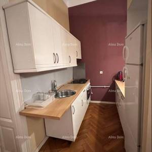 Pula – stan s 3 apartmanske jedinice! Centar. Zadarska ulica.