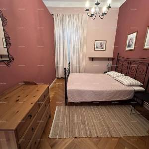 Pula – stan s 3 apartmanske jedinice! Centar. Zadarska ulica.