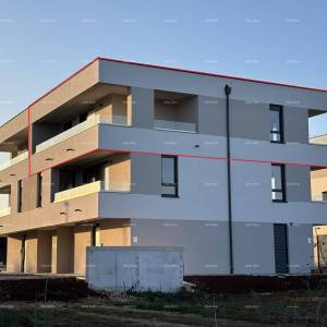 PULA, Valdebek - Prostrani stan u za prodaju, 2 terase, novogradnja / B4