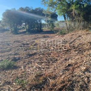 Pula, Veli Vrh, građevinsko zemljište, 681m2