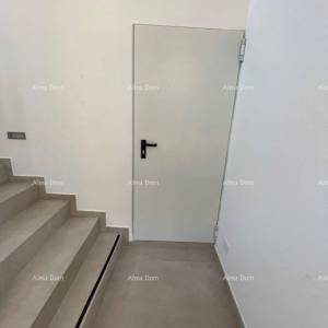 Pula, Vidikovac. Luksuzni stan +poslovni prostor + konoba.