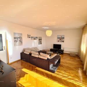 Pula. Zelenika! Samostojeća kuća! 50 metara do plaže! Pogled more!