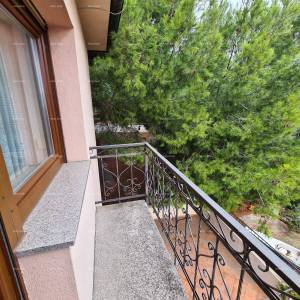 Pula. Zelenika! Samostojeća kuća! 50 metara do plaže! Pogled more!