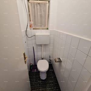 Pula. Zelenika! Samostojeća kuća! 50 metara do plaže! Pogled more!