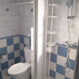 Punat, apartman s okućnicom, 500 m od mora!