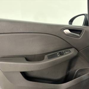 Renault Clio Limited TCe 90 - 3 godine jamstva