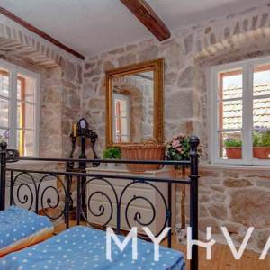 Renovirana kamena kuća u Pitvama