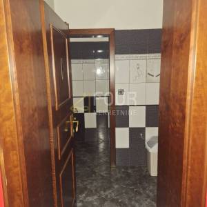 Rijeka, Brajda, dvoetažni poslovni prostor, 566.45m2