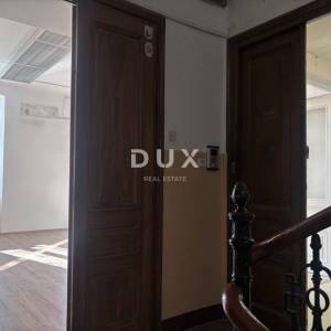 RIJEKA, CENTAR- stan, 137 m2, MOGUĆNOST VIŠE APARTMANA!!!