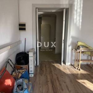 RIJEKA, CENTAR- stan, 137 m2, MOGUĆNOST VIŠE APARTMANA!!!