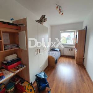 RIJEKA, DRAŽICE - Sunčan i prostran stan