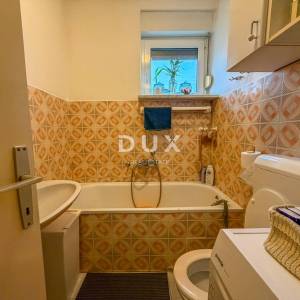 RIJEKA, G. VEŽICA - idealan stan s dvije spavaće sobe, balkon s pogledom na more, ODLIČNA ZGRADA