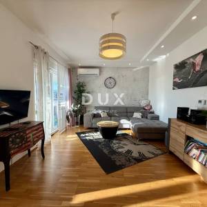 RIJEKA, GORNJI ZAMET - Kompletno novouređeni 3S+DB s pogledom na more!