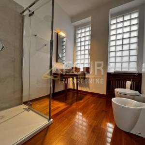 Rijeka, Kantrida, 3s+db i garsonijera, 1. red do mora